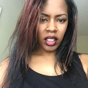 Meet your Posher, Kelli